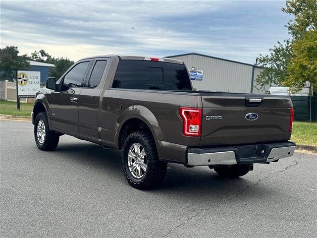 $12 : 2015 Ford F-150 image 3