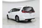 $33998 : Chrysler Pacifica Plug-In Hy thumbnail