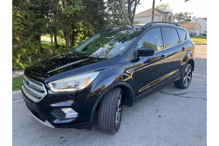 $8997 : 2018 Escape SEL image 4