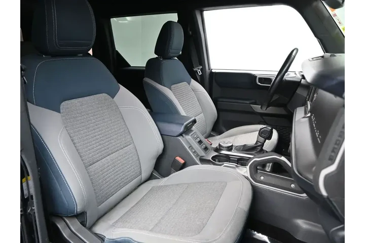 $32947 : Ford Bronco 2022 4x4 Base 4d image 9