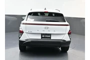 $23488 : Hyundai KONA 2025 SEL 4dr Cr thumbnail