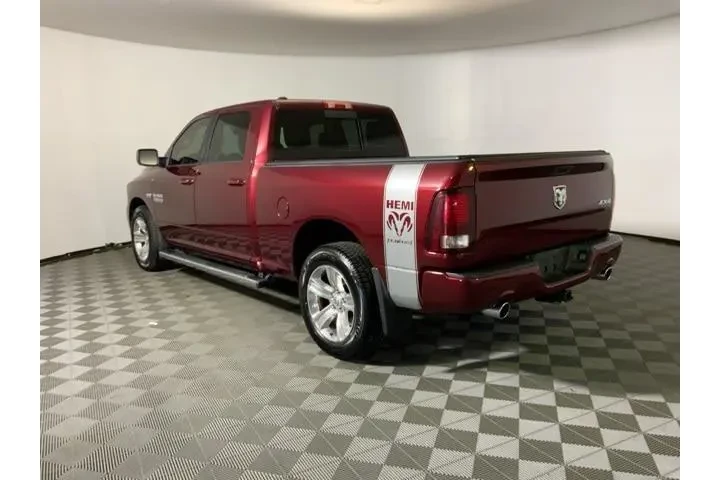 $18390 : Ram 1500 2017 4x4 Sport 4dr image 8