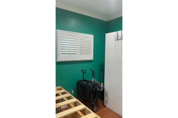 $750 : Se Renta cuarto image 2