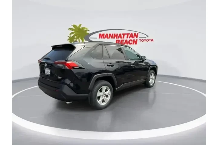$27981 : Toyota RAV4 2019 XLE 4dr SUV image 5