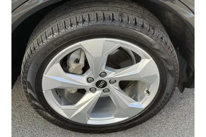 $20988 : Audi Q5 2021 AWD quattro Pre image 6