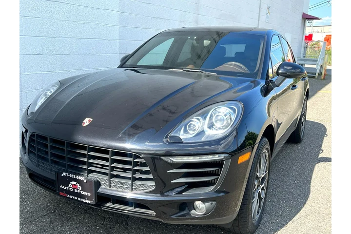 $15548 : 2016 Macan AWD 4dr S image 3