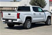 $55528 : New 2024 Tacoma Limited Doubl thumbnail