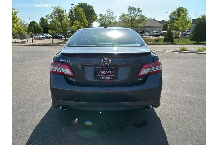 $15299 : 2011 Camry SE image 6