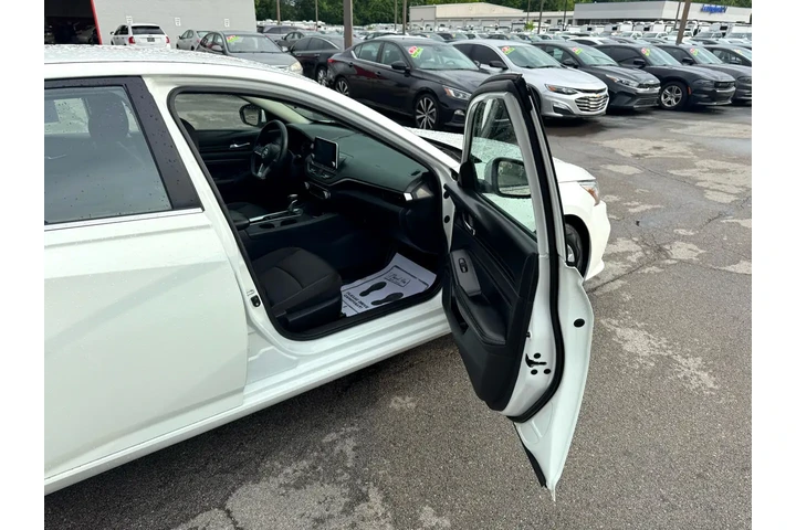 $12980 : 2020 Altima 2.5 S Sedan image 8