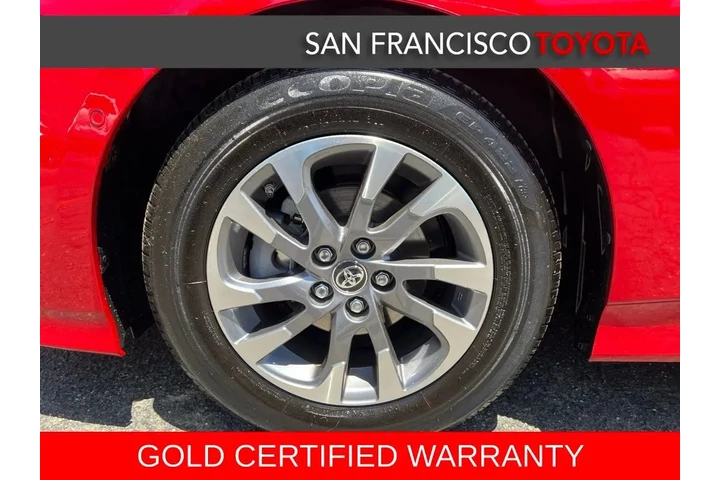 $26990 : Gold Certified 2020 Prius XLE image 9
