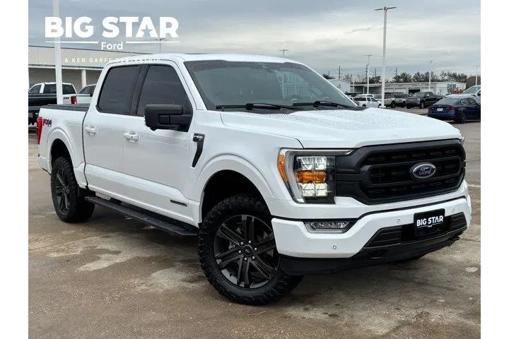 $32499 : Ford F-150 2021 4x4 XLT 4dr image 1