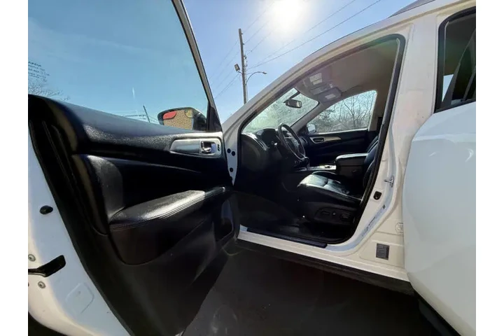 $6999 : 2018 Pathfinder SL image 10