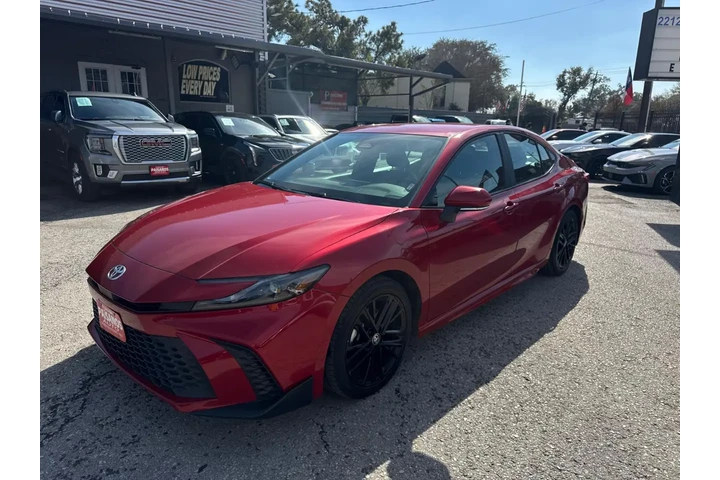2025 Camry Hybrid SE image 1