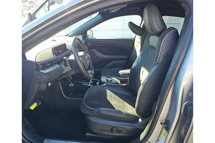 $25400 : Ford Mustang Mach-E 2021 AWD image 5