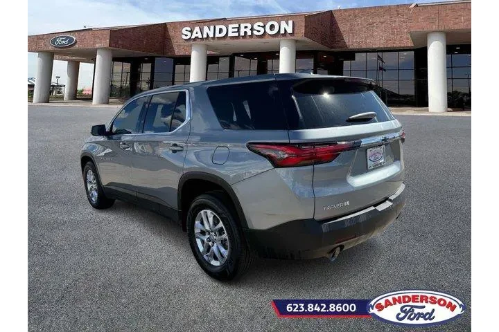 $27888 : Chevrolet Traverse 2023 LS 4 image 5