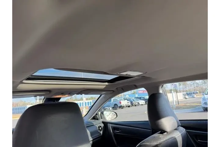 $11500 : Toyota Corolla 2018 XLE 4dr image 4