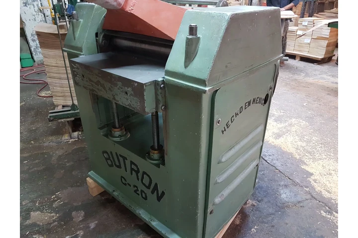 $145000 : Cepillo 20” Butron 4 Husillos image 1