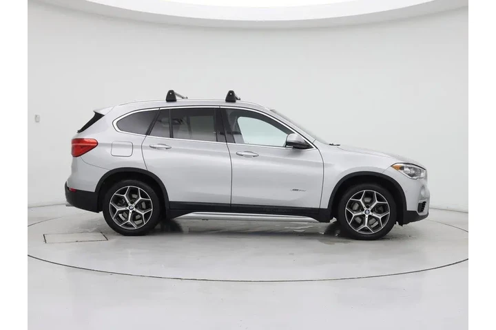 $16998 : BMW X1 2017 AWD xDrive28i 4d image 7