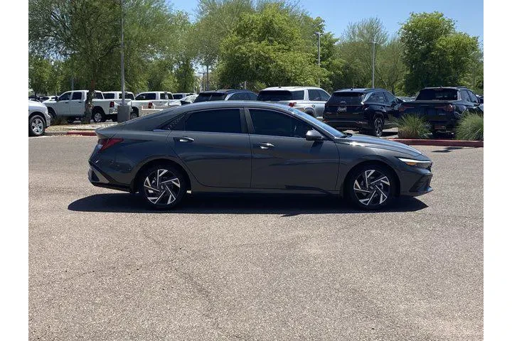 $20998 : Hyundai ELANTRA 2024 SEL 4dr image 2