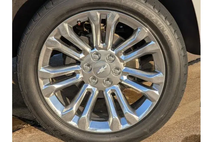 $26487 : Chevrolet Tahoe 2020 4x2 LT image 9