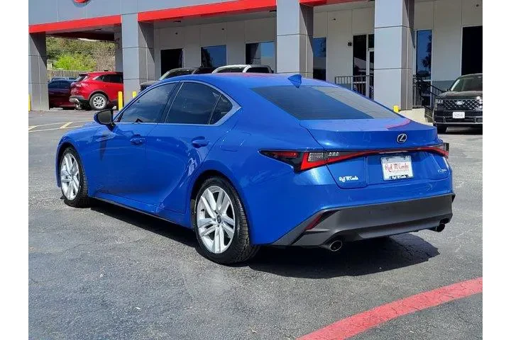 $38600 : Lexus IS 300 2024 4dr Sedan image 5