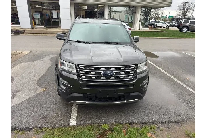 $11000 : Ford Explorer 2017 AWD XLT 4 image 4