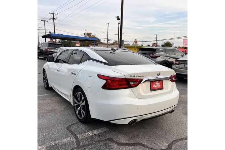 $16999 : 2017 Maxima 3.5 S image 9