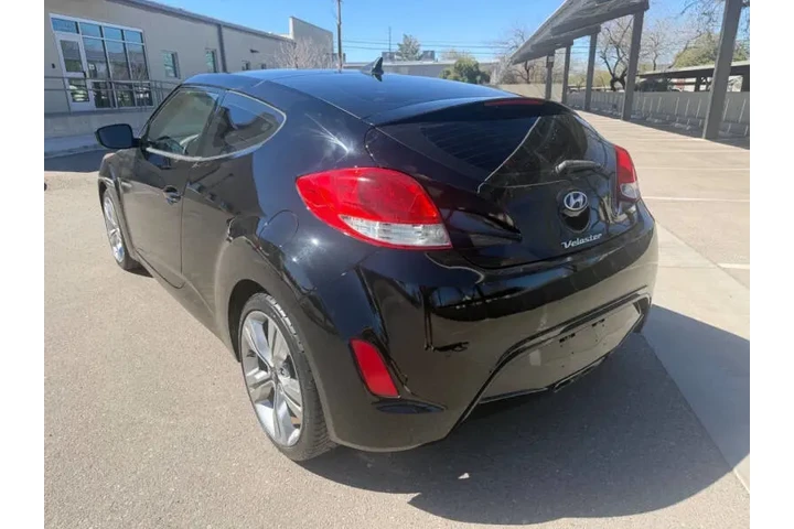 $8995 : 2013 Veloster image 4