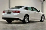 $17555 : Chevrolet Malibu 2024 LT 4dr thumbnail