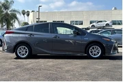 $24989 : Toyota Prius Prime 2022 LE 4 thumbnail