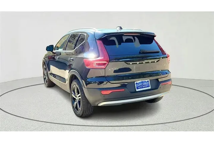 $23683 : Volvo XC40 2024 AWD B5 Core image 5