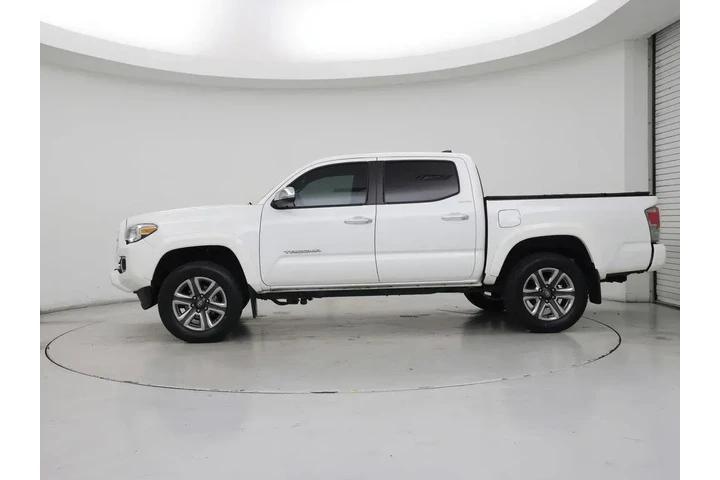 $34998 : Toyota Tacoma 2018 4x4 Limit image 3