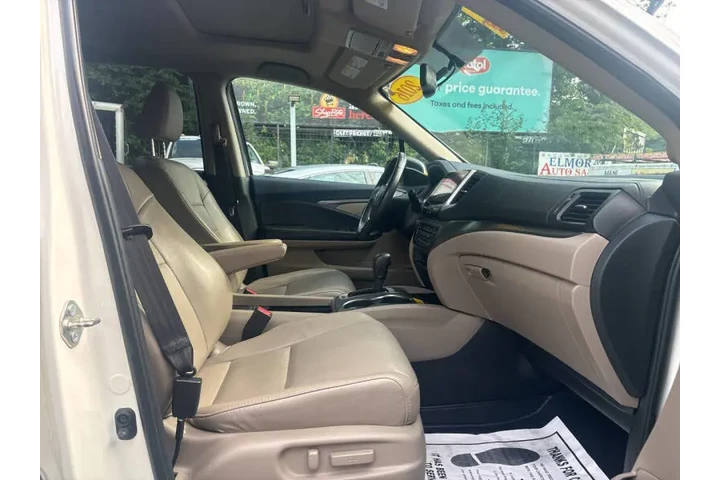 $13999 : 2016 Pilot EX-L image 9