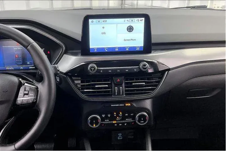 $23490 : Ford Escape 2023 AWD Active image 6