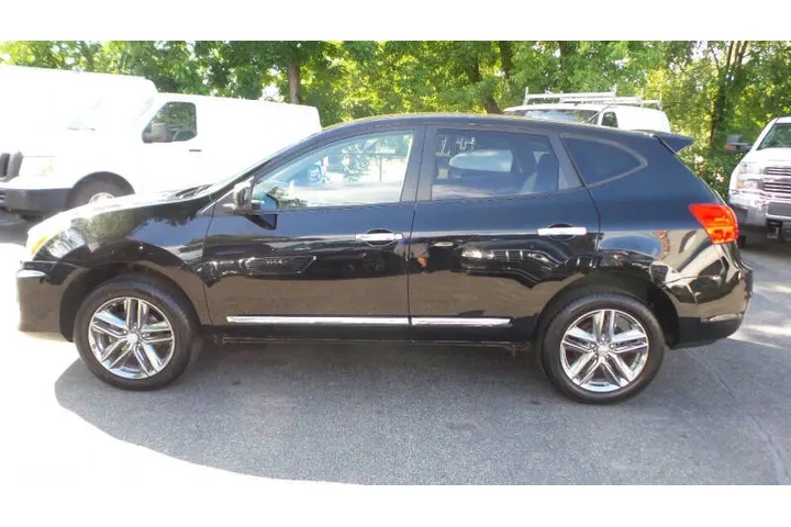 $6900 : 2011 Rogue S Krom image 5