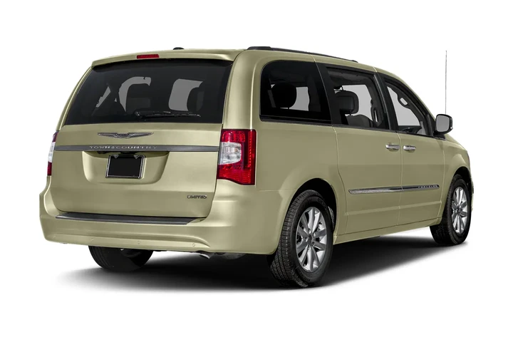 $11490 : 2015 Town & Country Limited image 3