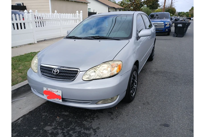 $3850 : !! BEAUTIFUL TOYOTA COROLLA !! image 5