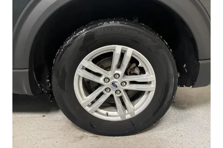 $30829 : Ford Explorer 2022 AWD XLT 4 image 2