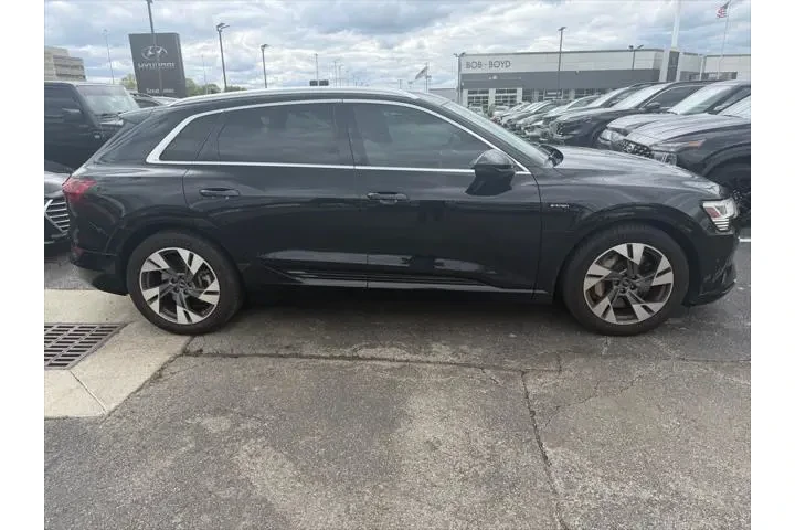 $27266 : Audi e-tron 2022 AWD quattro image 3