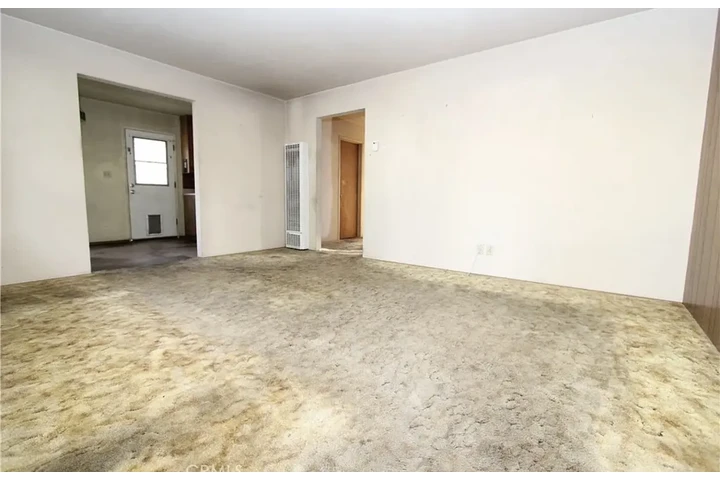 $1000 : 3 baños, 2 con azulejos image 5