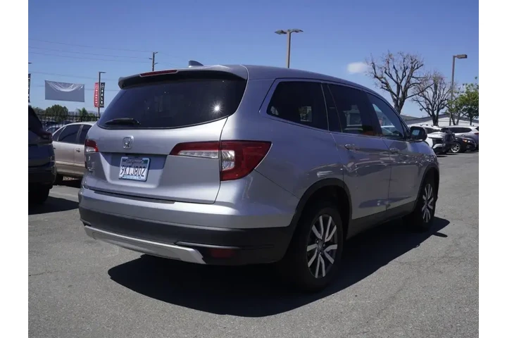 $20081 : Honda Pilot 2021 EX 4dr SUV image 4