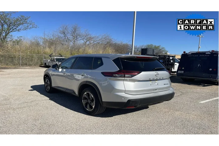 $22559 : Nissan Rogue 2024 AWD SV 4dr image 4