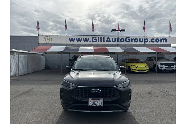 $27950 : Ford Escape Plug-In Hybrid 2 image 3