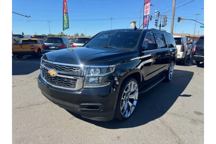$20998 : 2016 Suburban LT image 5
