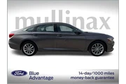 $17900 : Honda Accord 2021 LX 4dr Sed thumbnail