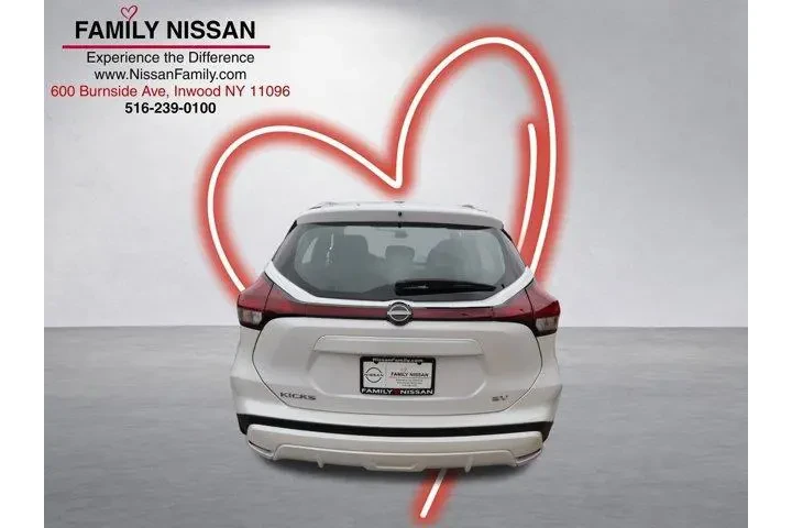 $17505 : Nissan Kicks 2024 SV 4dr Cro image 3