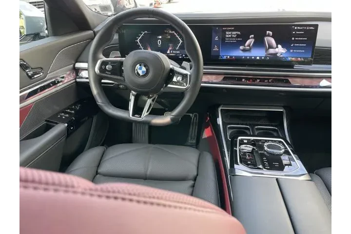 $93995 : BMW 7 Series 2025 AWD 740i x image 10