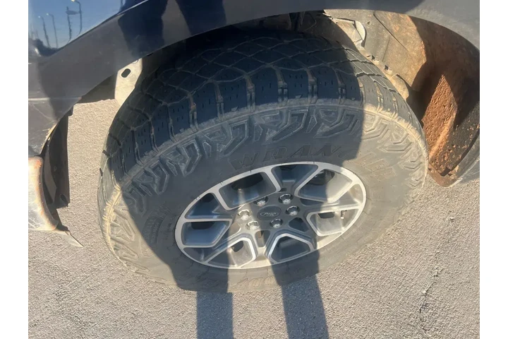 $27521 : Ford F-150 2020 4x4 XL 4dr S image 7