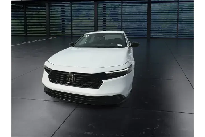 $29788 : Honda Accord Hybrid 2024 Spo image 3