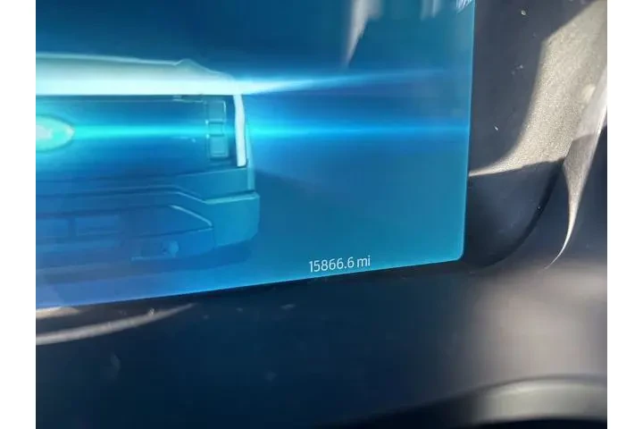 $39367 : Ford F-150 Lightning 2023 AW image 5